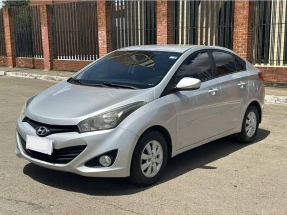 HYUNDAI HB20S 1.6 COMFORT STYLE 16V FLEX 4P AUTOMÁTICO